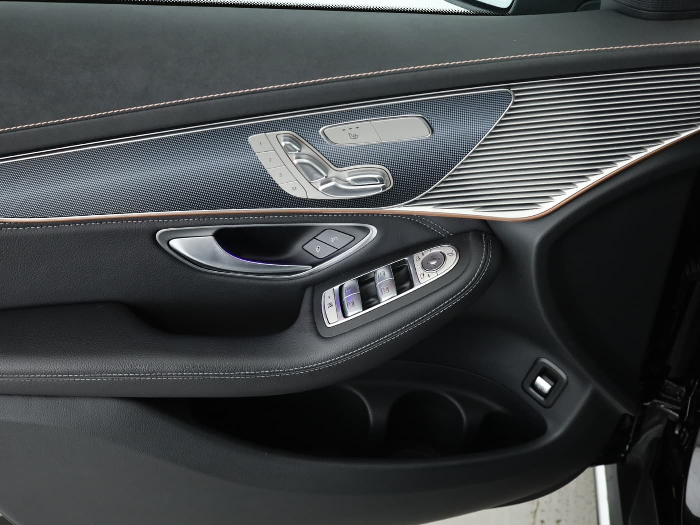 Mercedes-Benz EQC 400 4M Bild 20