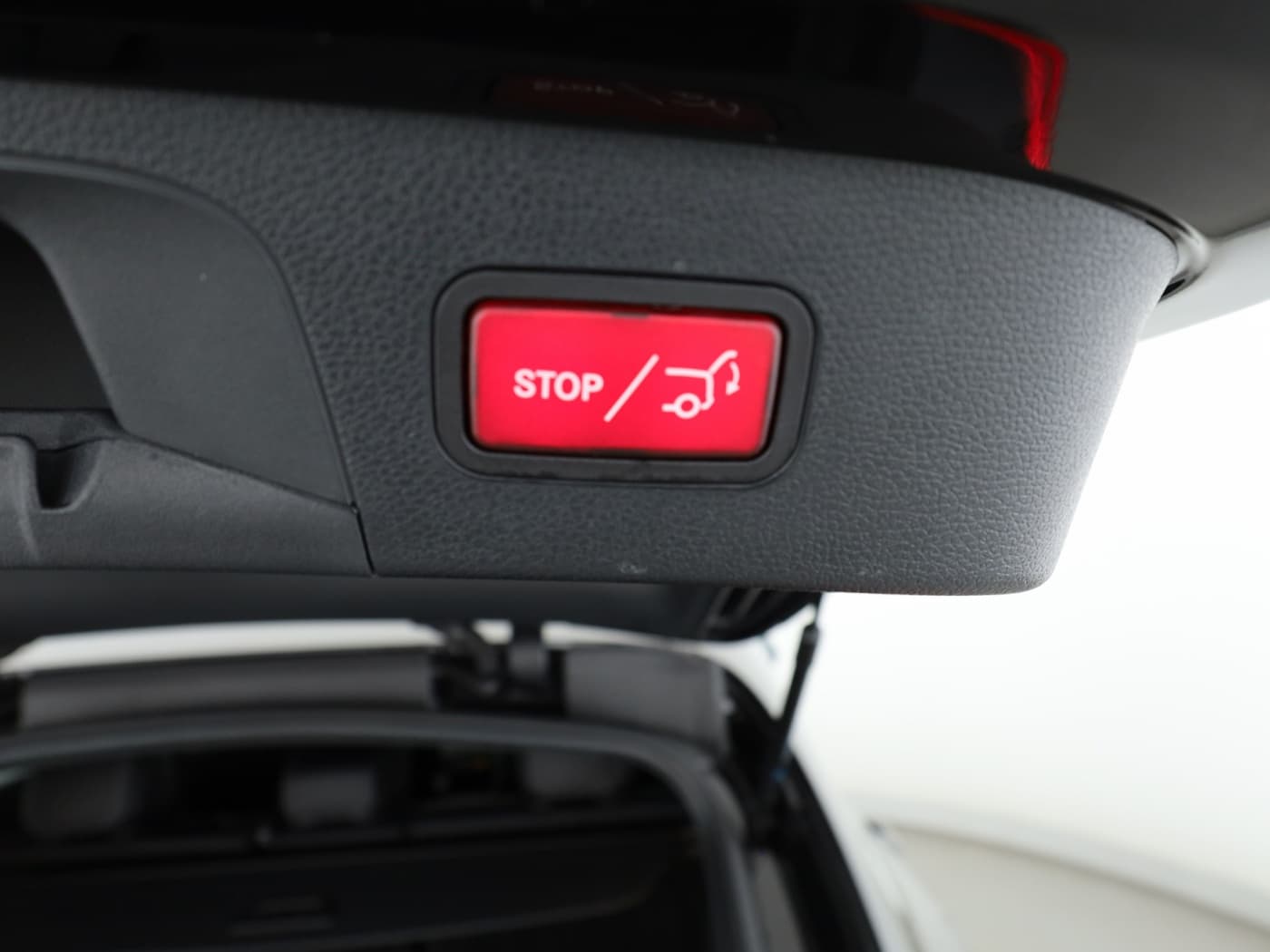 Mercedes-Benz EQC 400 4M Bild 25