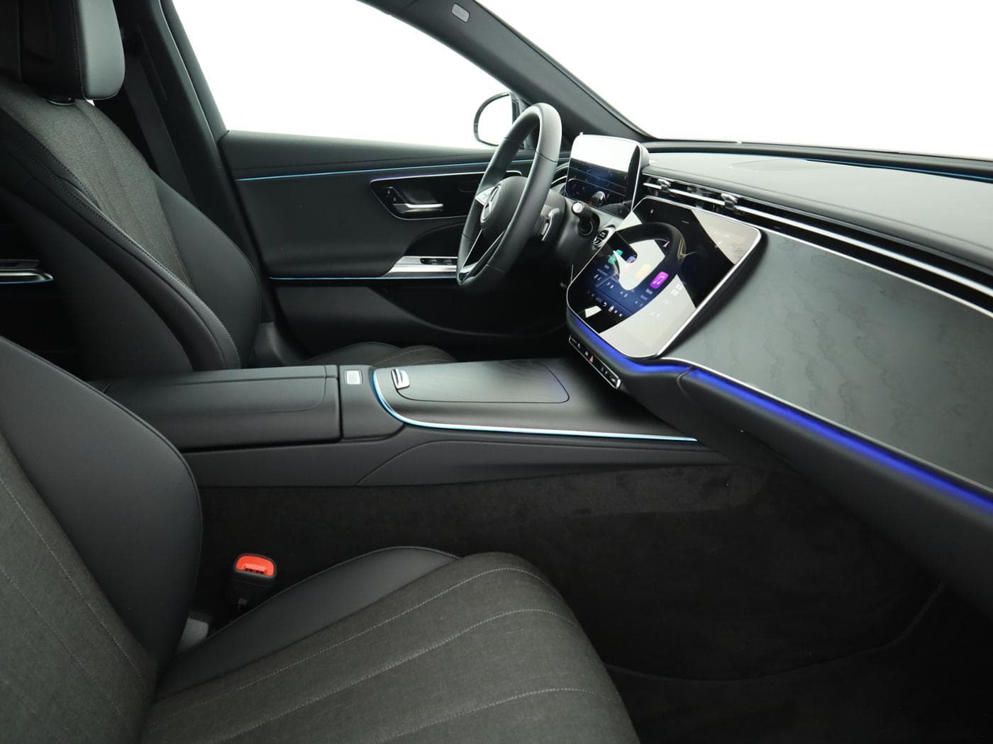 Mercedes-Benz E 200 Bild 17