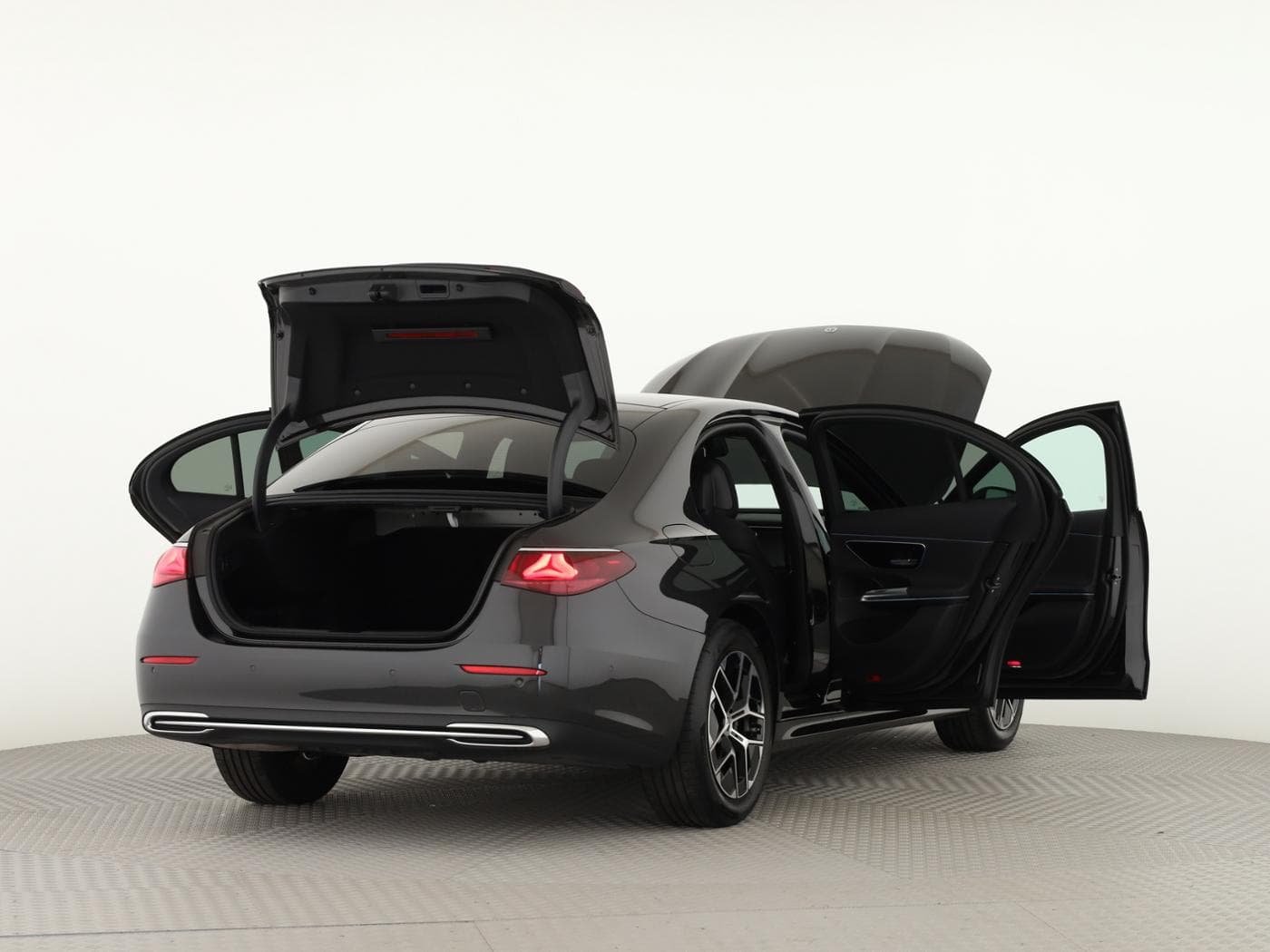 Mercedes-Benz E 200 Bild 9