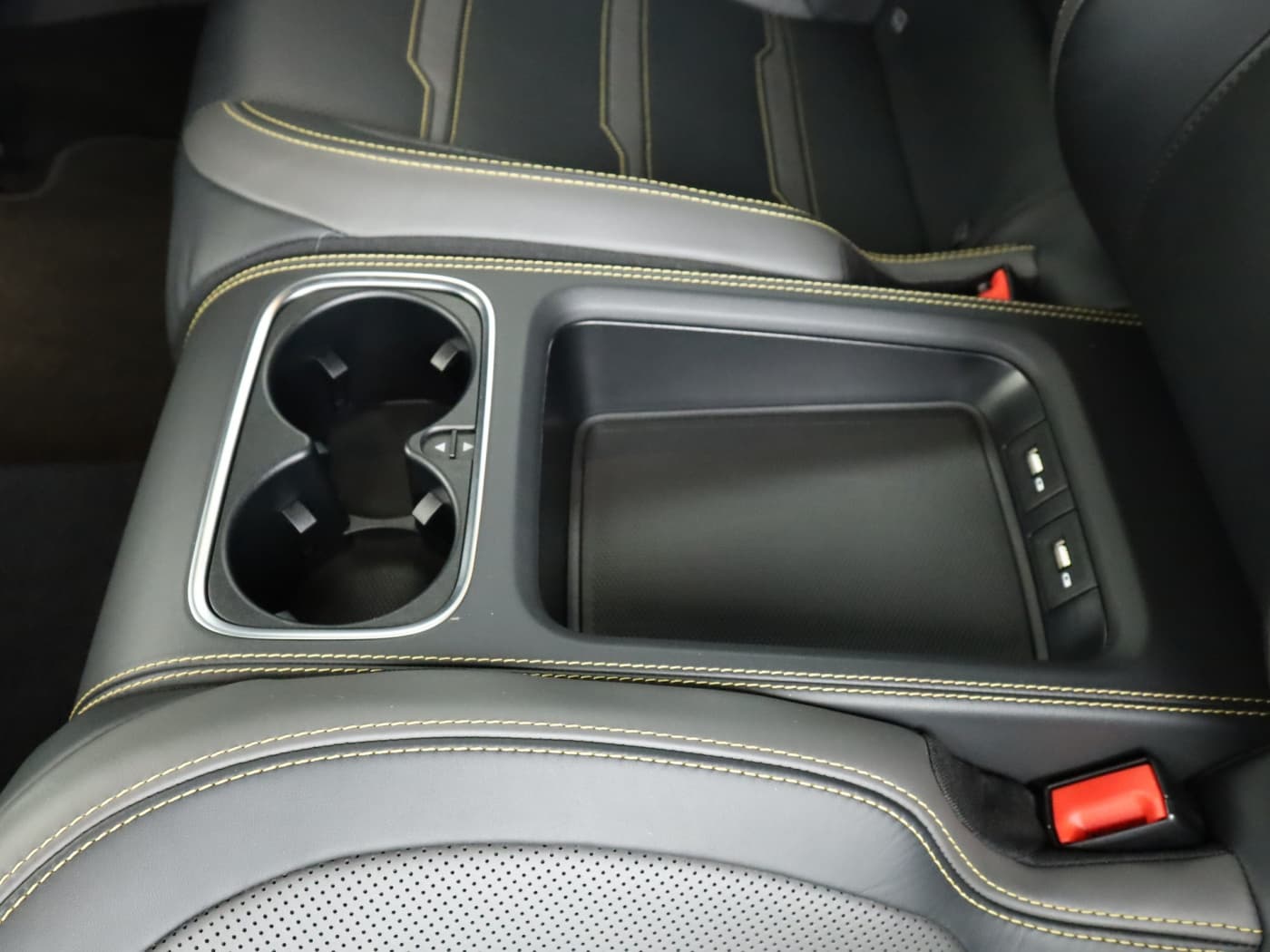 Mercedes-Benz AMG GT 63 S E PERFORMANCE Bild 24