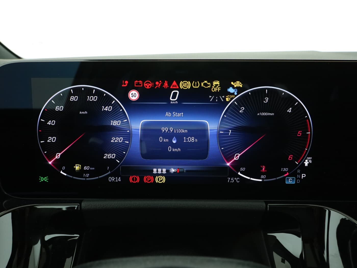 Mercedes-Benz GLA 220 d 4MATIC Bild 12