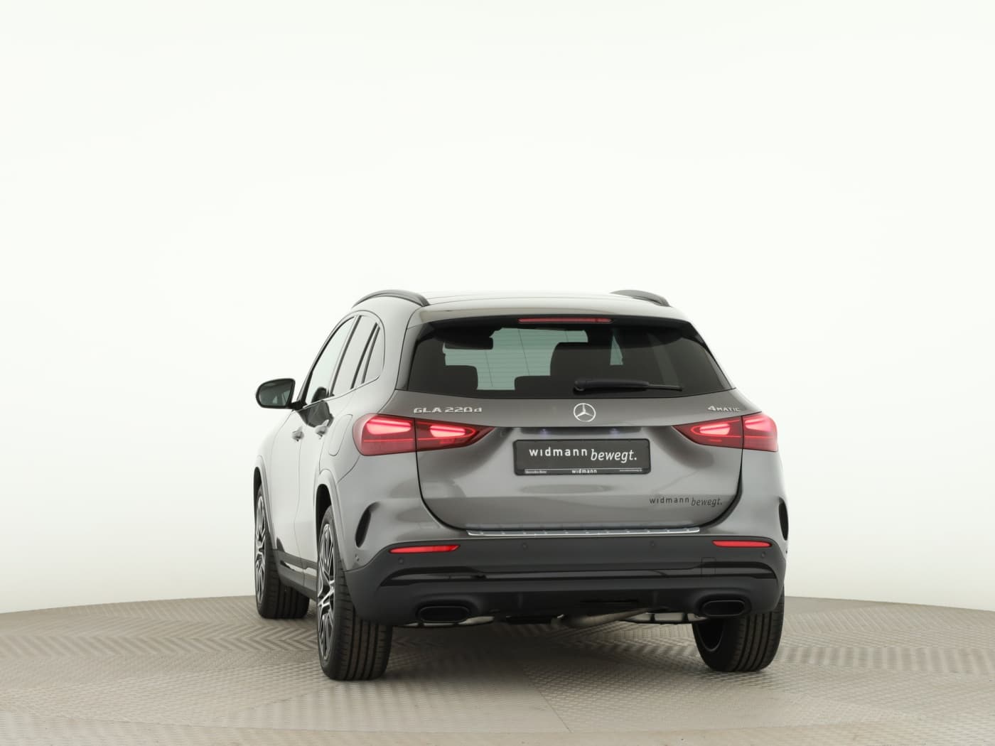 Mercedes-Benz GLA 220 d 4MATIC Bild 4