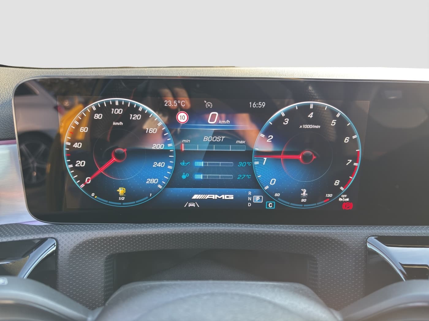 Mercedes-Benz A 35 AMG 4M Bild 11