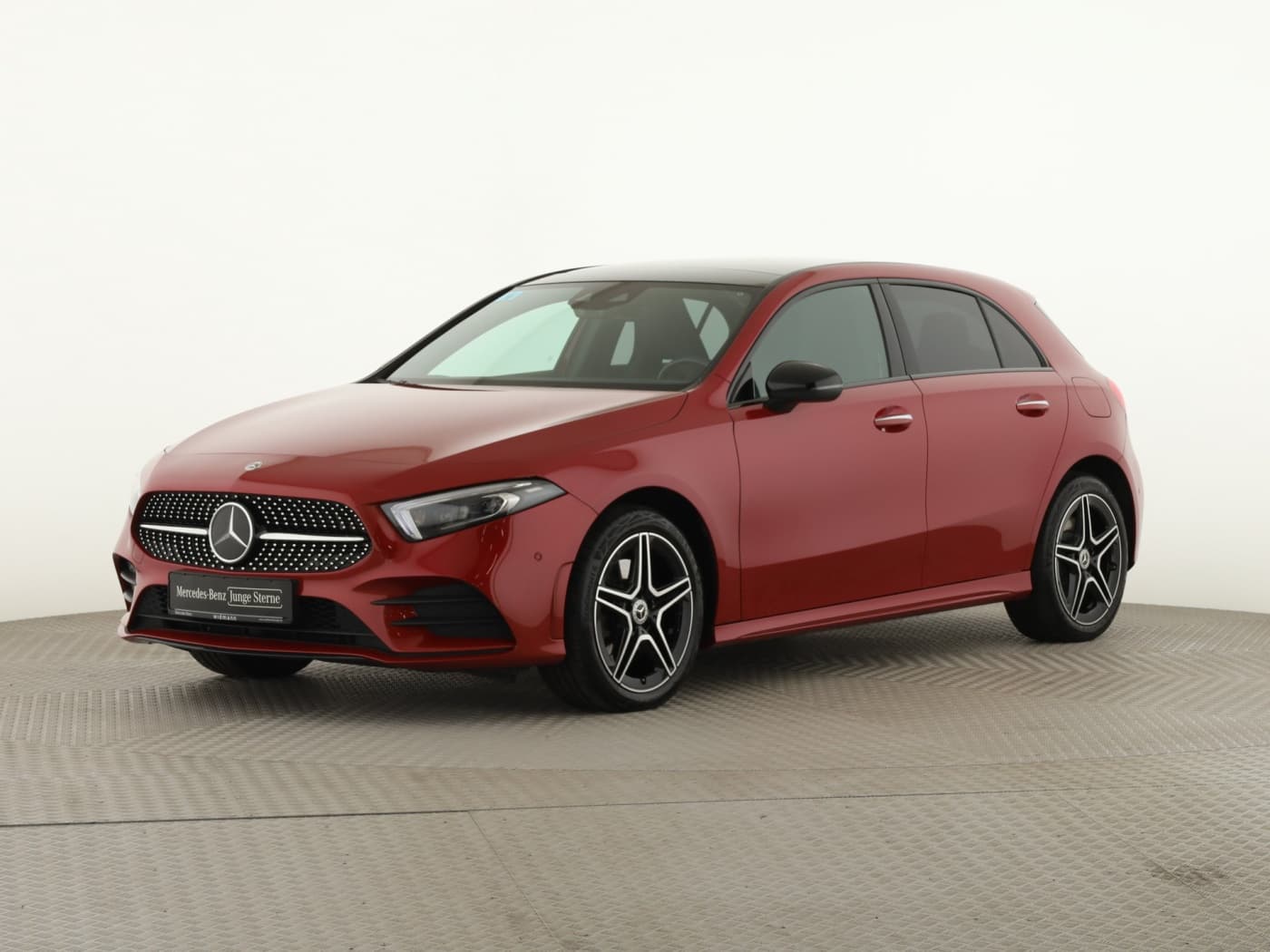 Mercedes-Benz A 250 e Bild 5