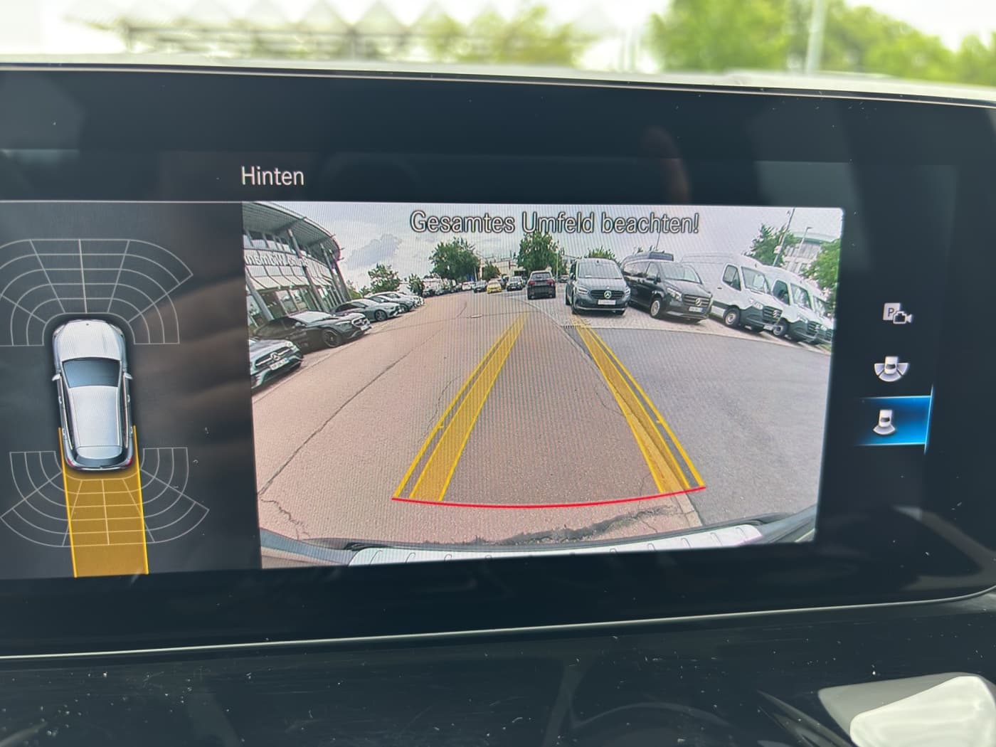 Mercedes-Benz GLA 180 Bild 21