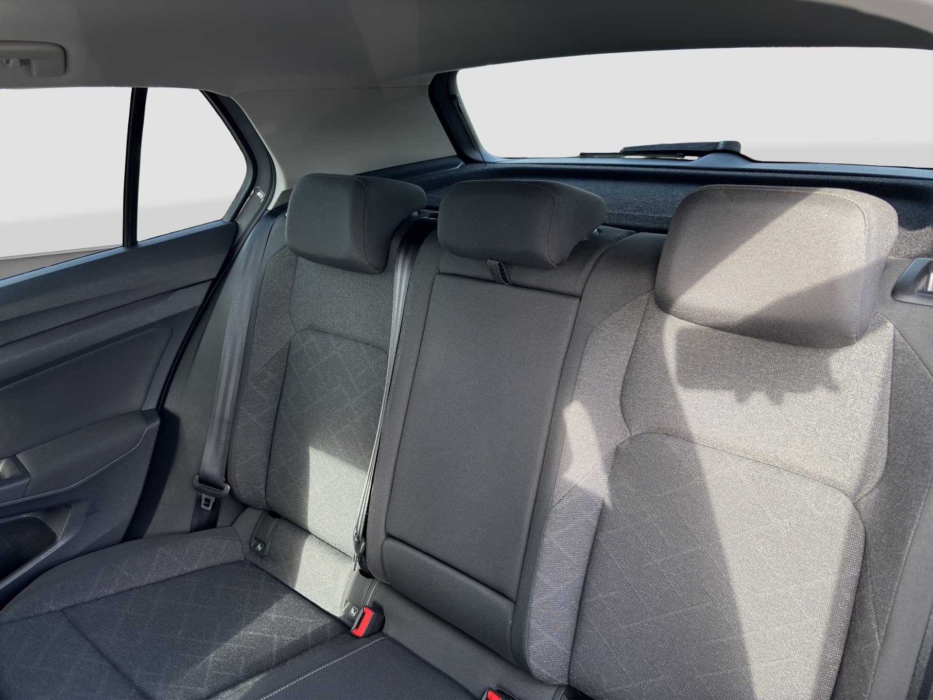 Volkswagen Golf Life 1.0 TSI DSG 110 PS ACC NAVI Kamera Bild 15