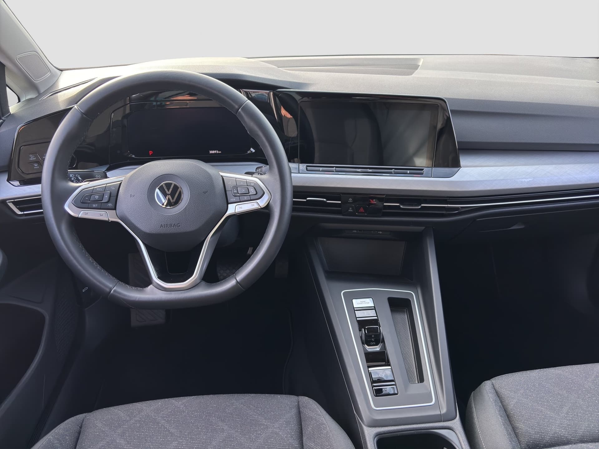 Volkswagen Golf Life 1.0 TSI DSG 110 PS ACC NAVI Kamera Bild 9