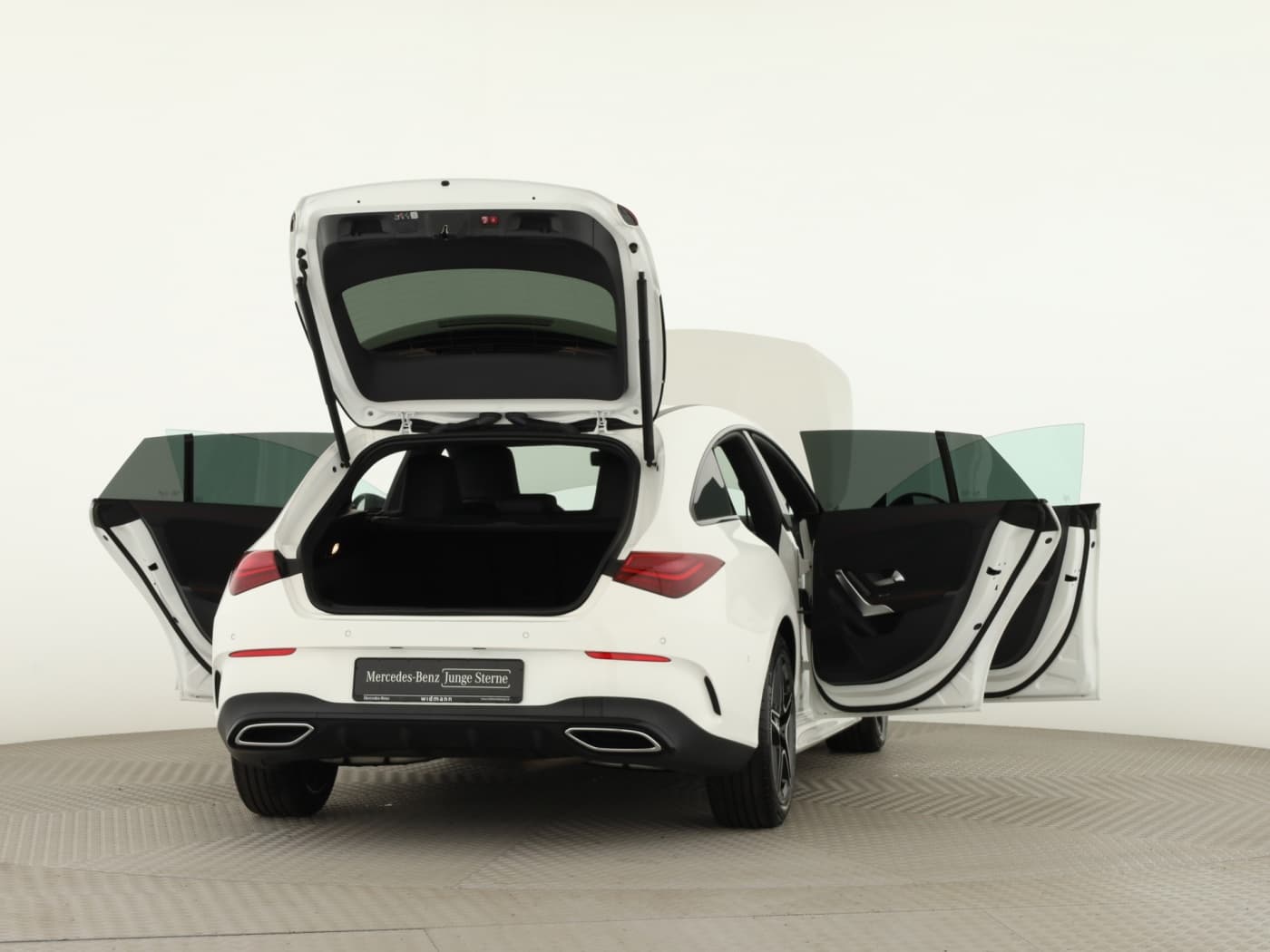 Mercedes-Benz CLA 200 d SB Bild 9