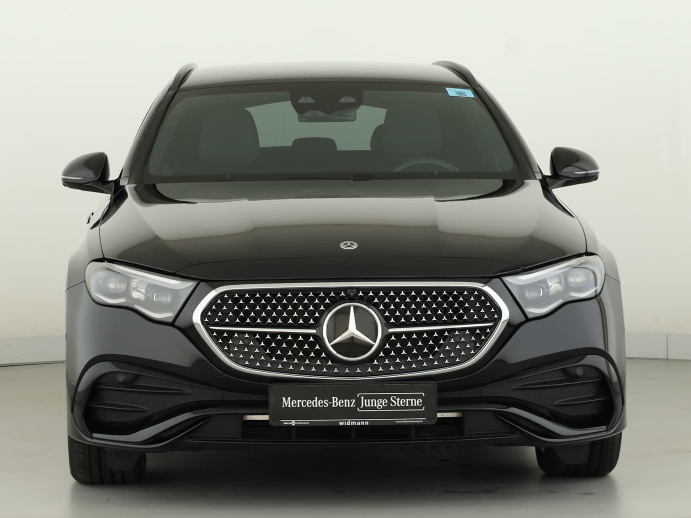 Mercedes-Benz E 220 d 4M T Bild 3