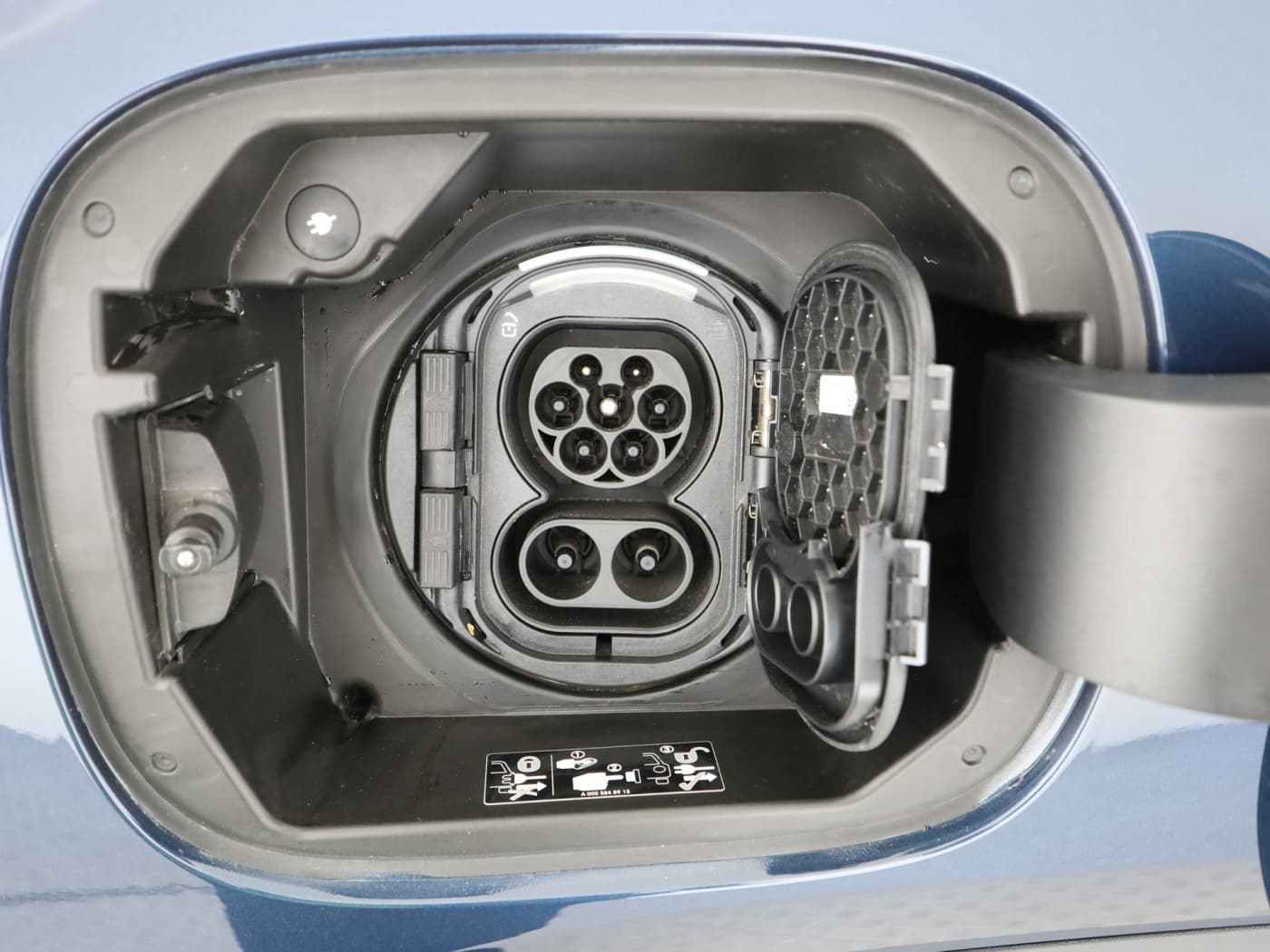 Mercedes-Benz EQA 250 Bild 23