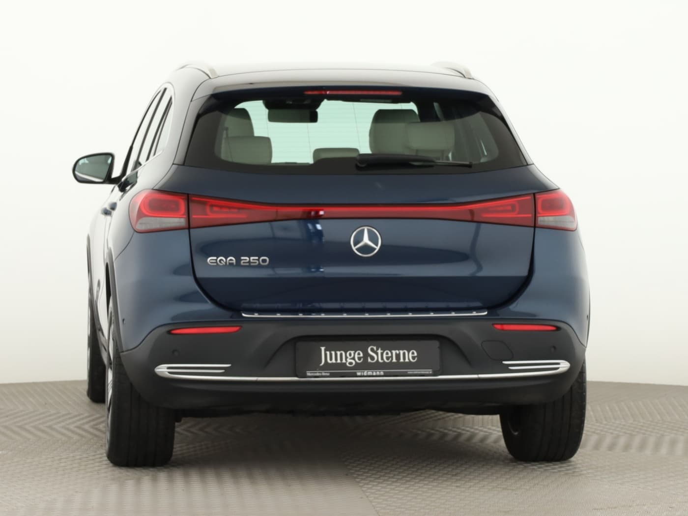 Mercedes-Benz EQA 250 Bild 4