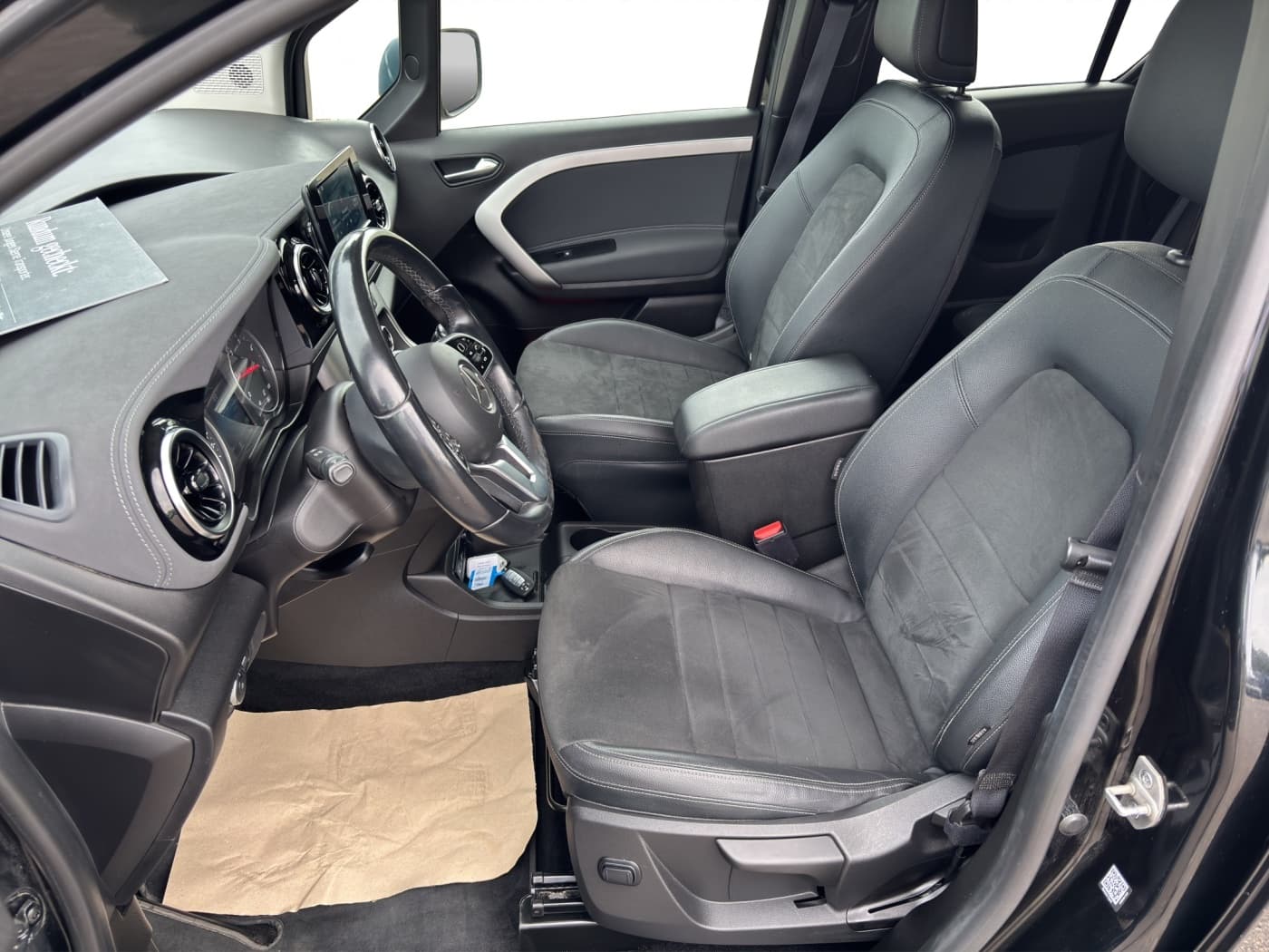 Mercedes-Benz T-Klasse T 180 d Bild 13