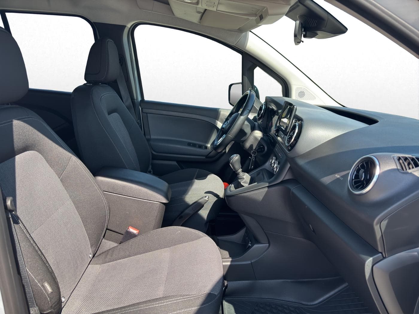 Mercedes-Benz Citan 113 Tourer PRO Bild 15