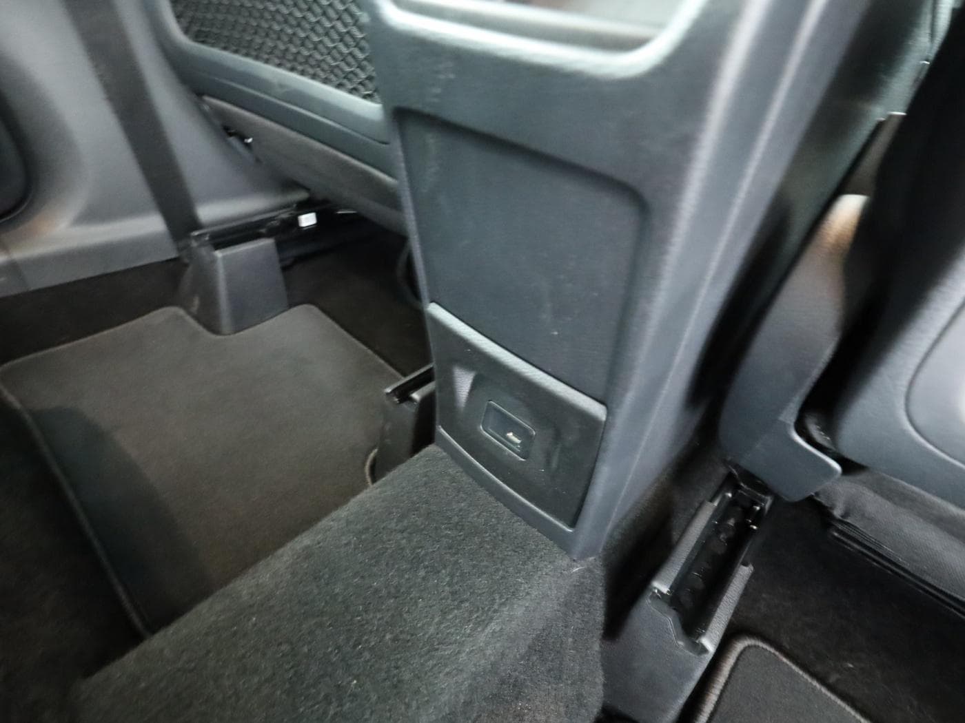 Mercedes-Benz B 180 Bild 23