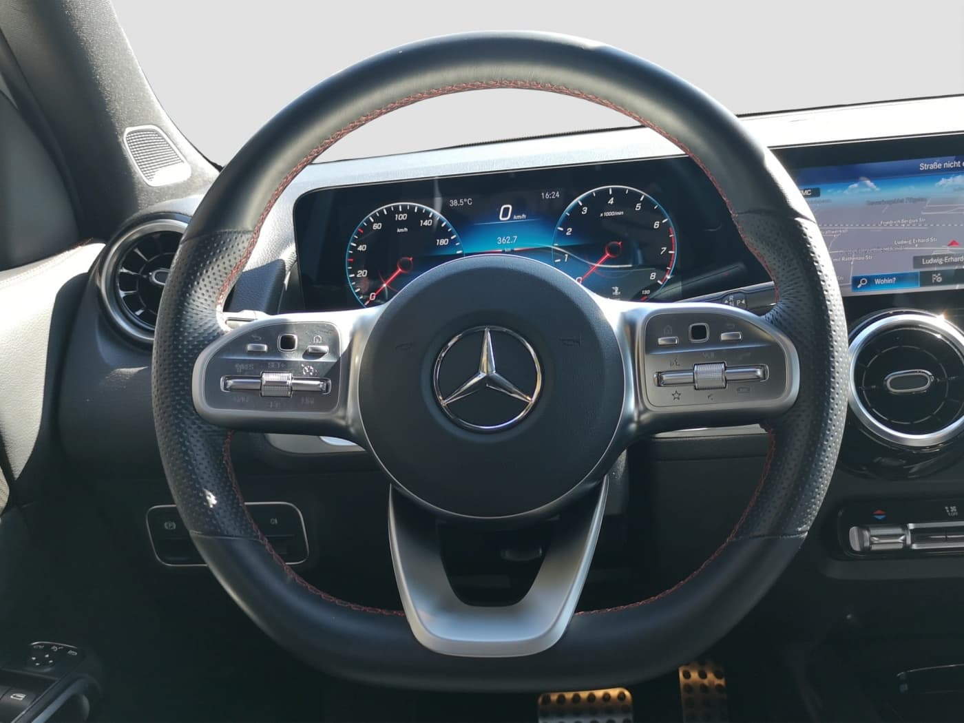 Mercedes-Benz GLB 250 4M Bild 10