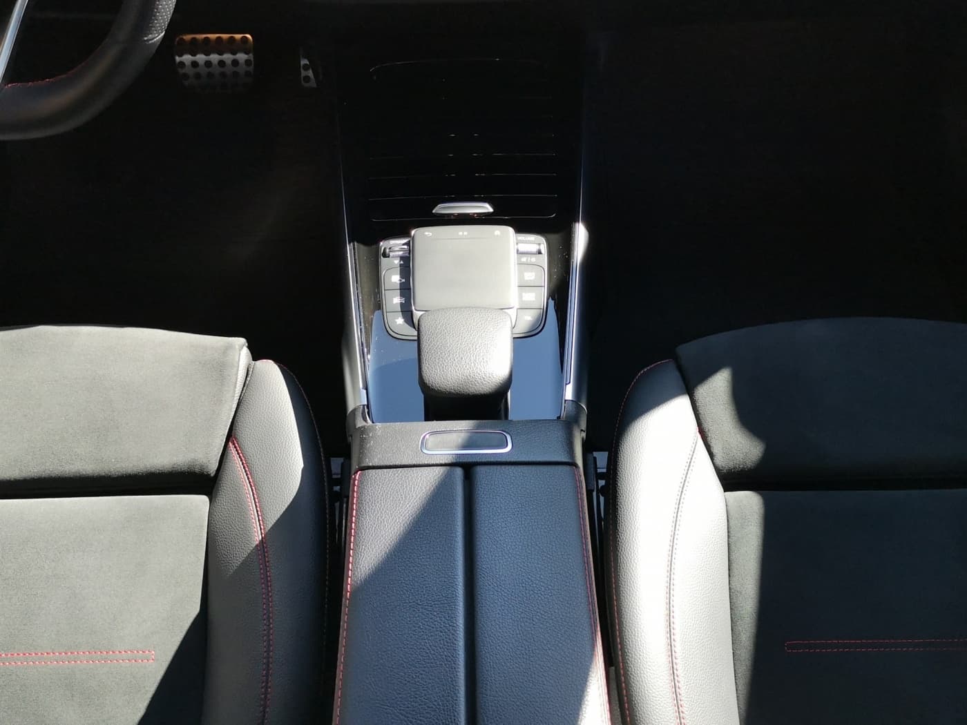Mercedes-Benz GLB 250 4M Bild 13