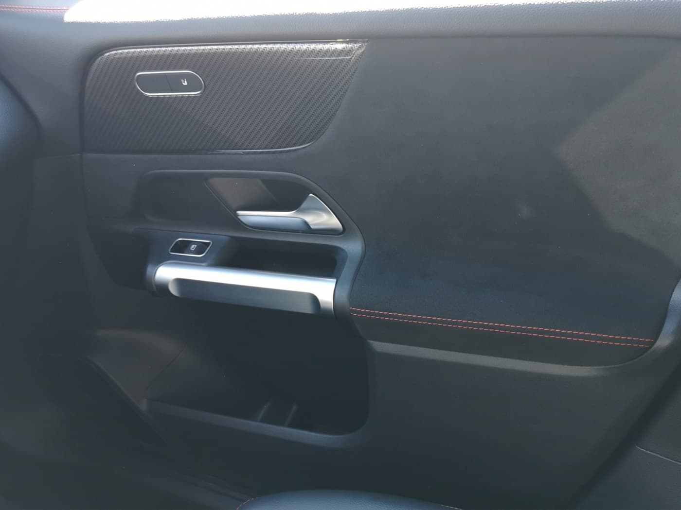 Mercedes-Benz GLB 250 4M Bild 14