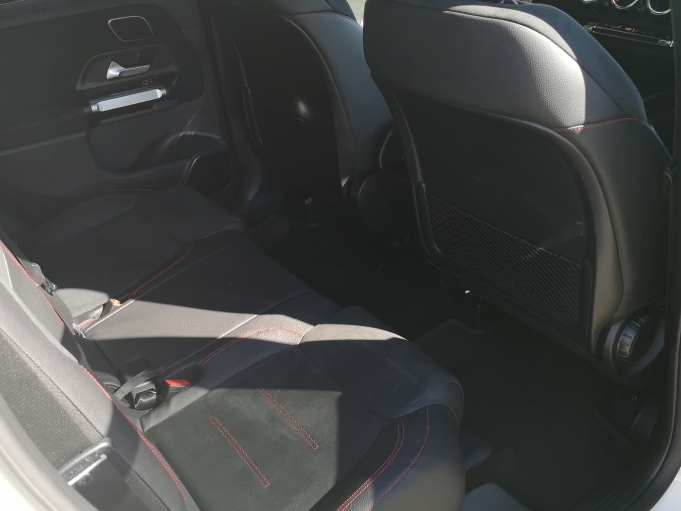 Mercedes-Benz GLB 250 4M Bild 16