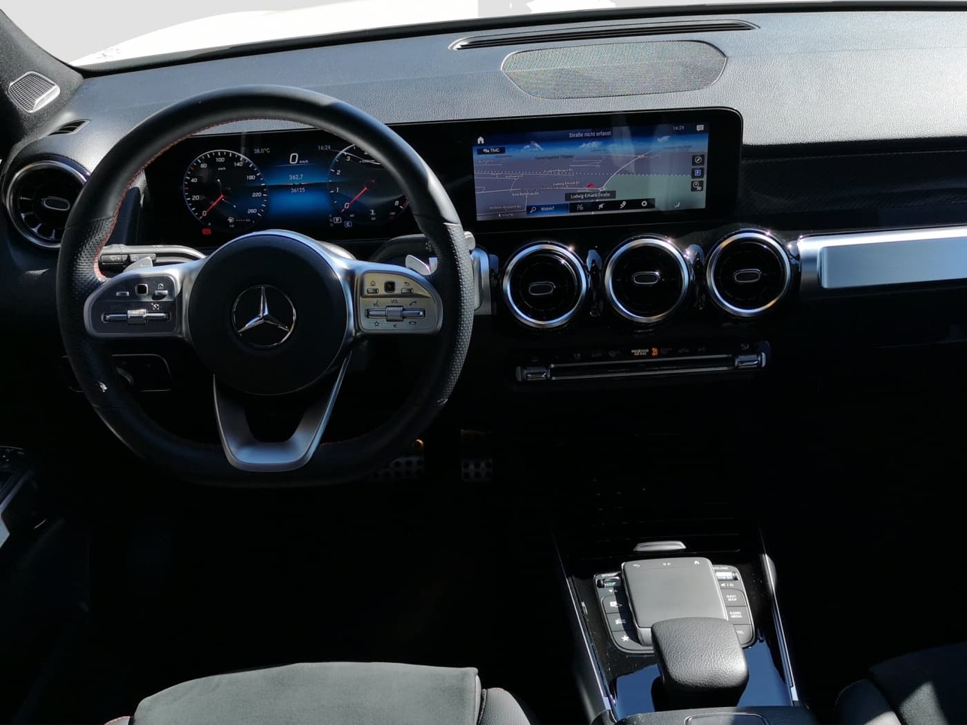 Mercedes-Benz GLB 250 4M Bild 9