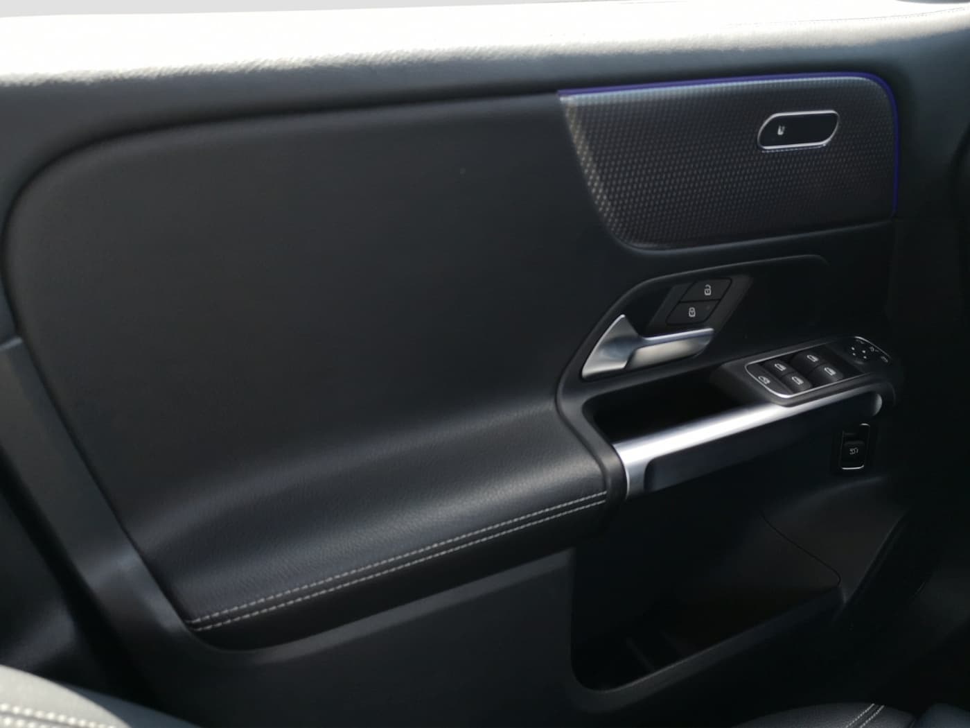 Mercedes-Benz GLB 220 d Bild 16