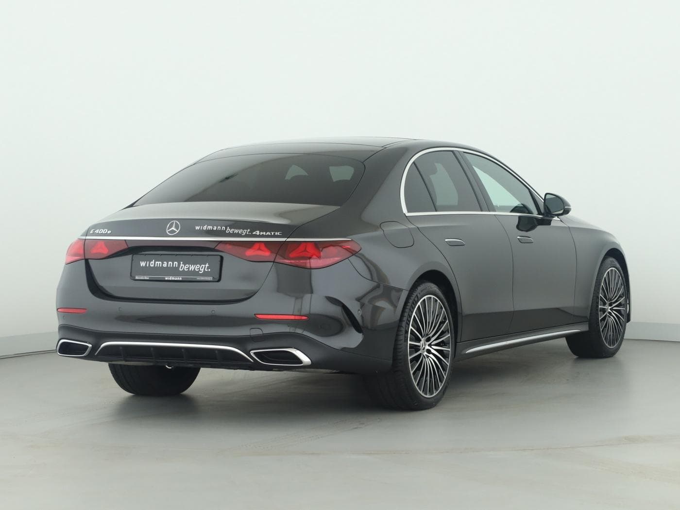 Mercedes-Benz E 400 e 4MATIC Bild 2