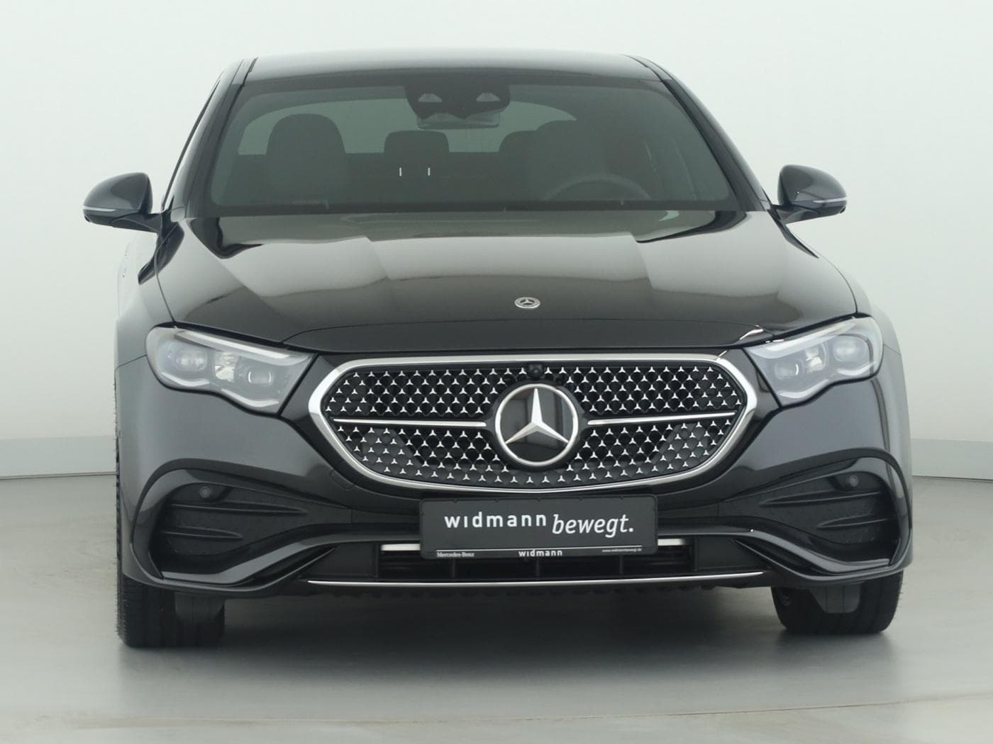 Mercedes-Benz E 400 e 4MATIC Bild 3