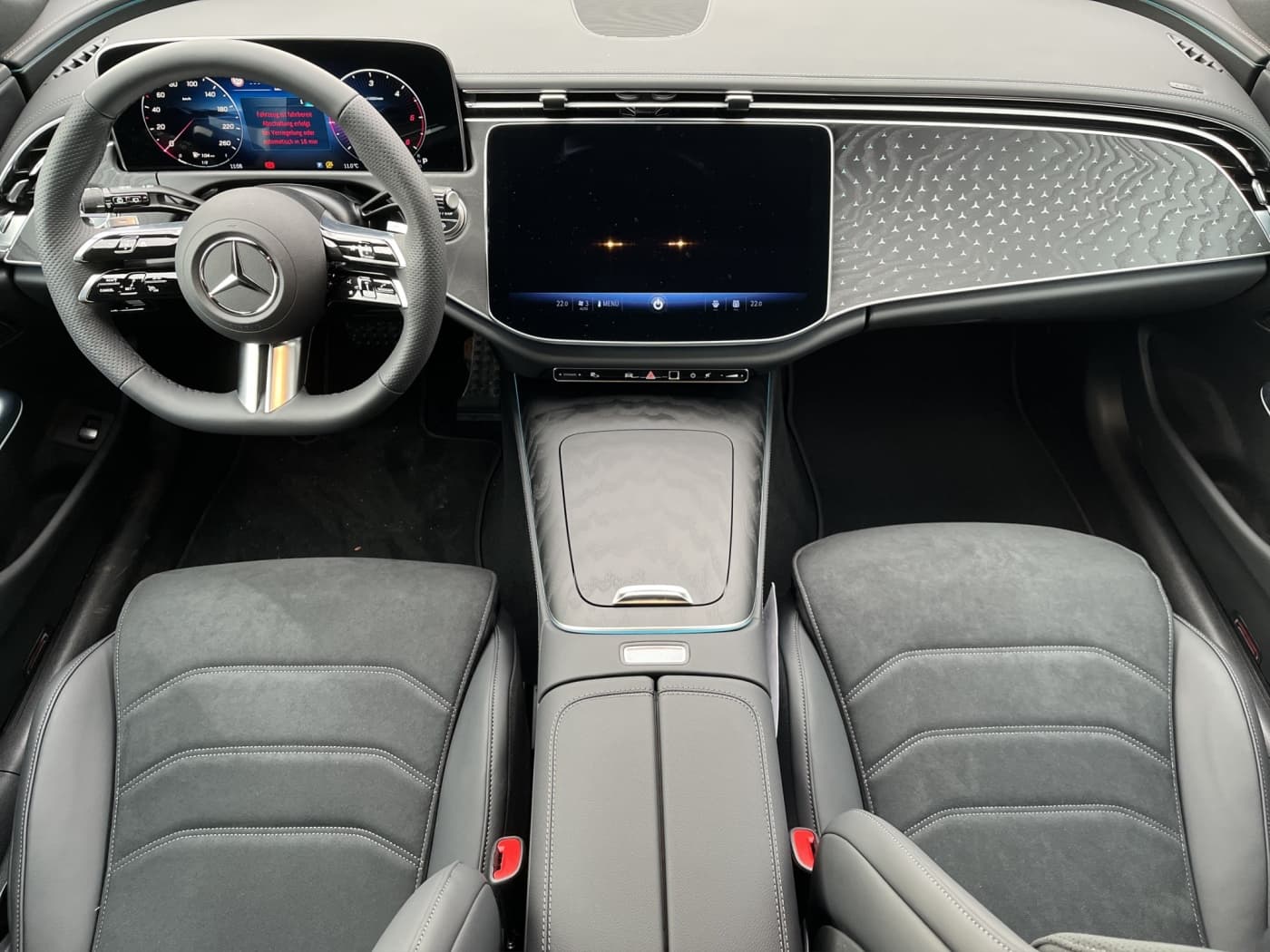 Mercedes-Benz E 220 d T-Modell Bild 12