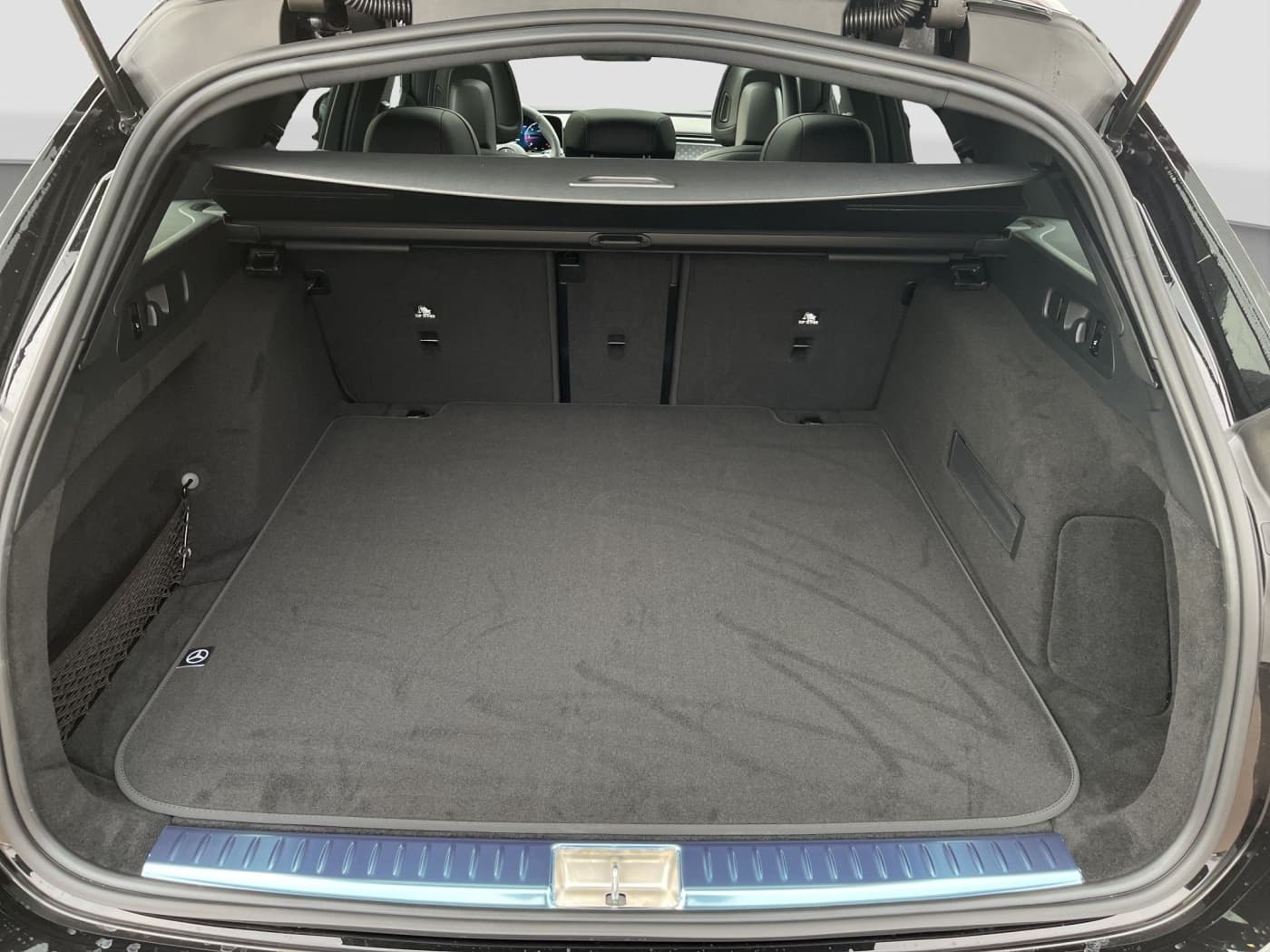 Mercedes-Benz E 220 d T-Modell Bild 16