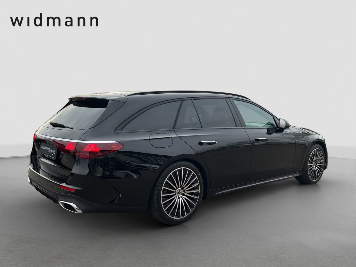 Mercedes-Benz E 220 d T-Modell Bild 3