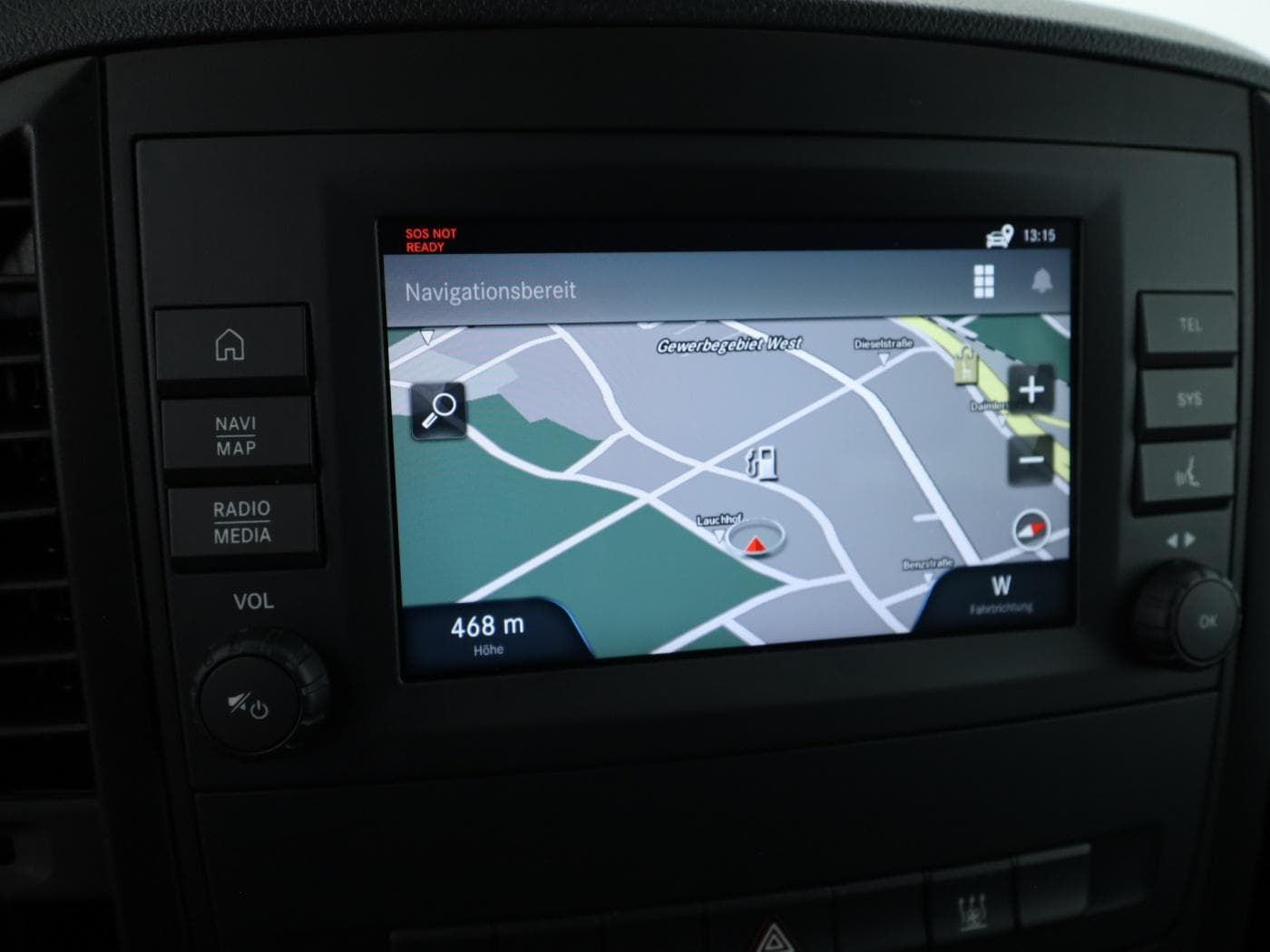 Mercedes-Benz eVito 129 Tourer PRO Lang 8_Sitze Bild 13