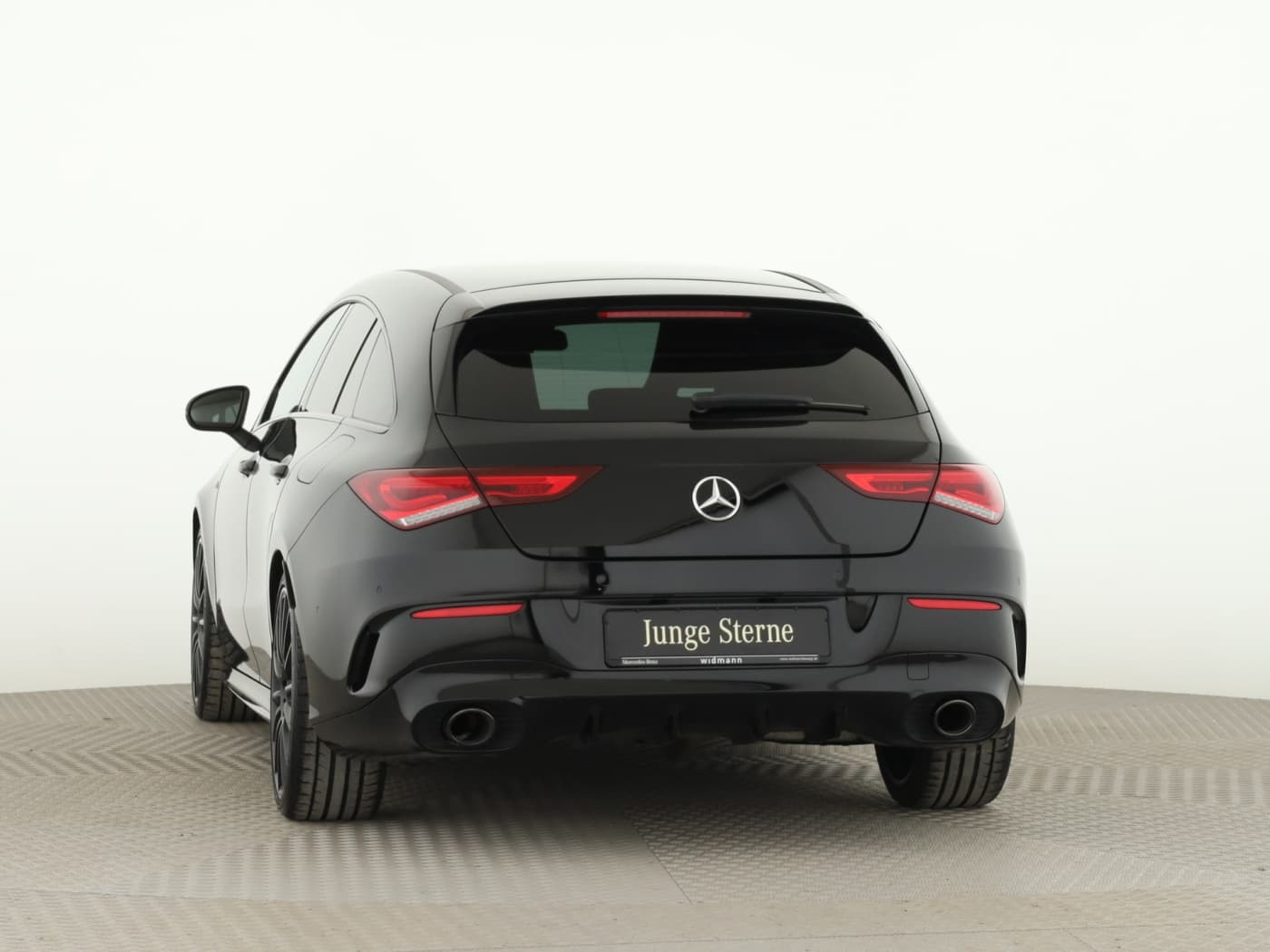 Mercedes-Benz CLA 35 AMG 4M SB Bild 4