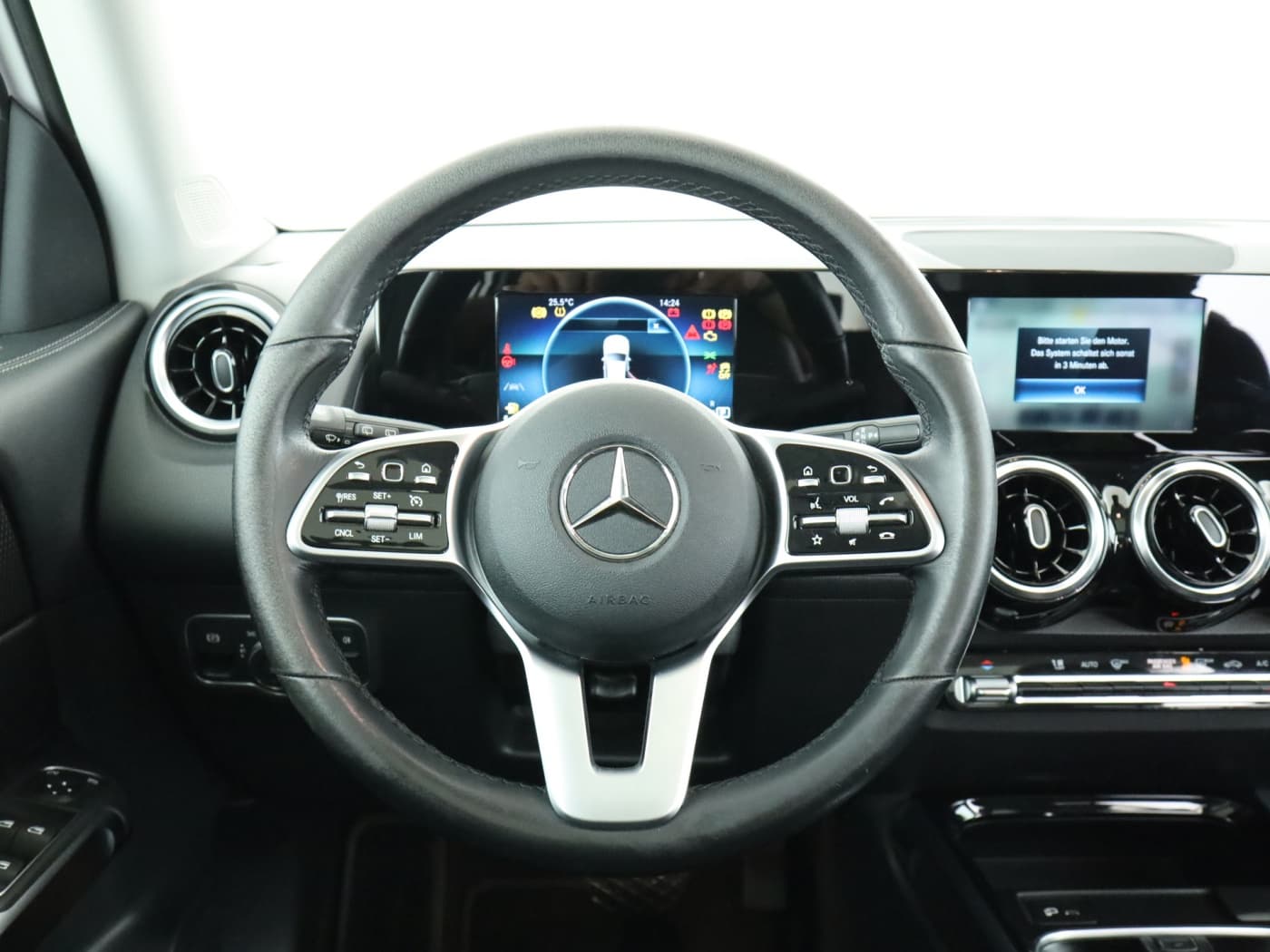 Mercedes-Benz GLB 220 d Bild 11