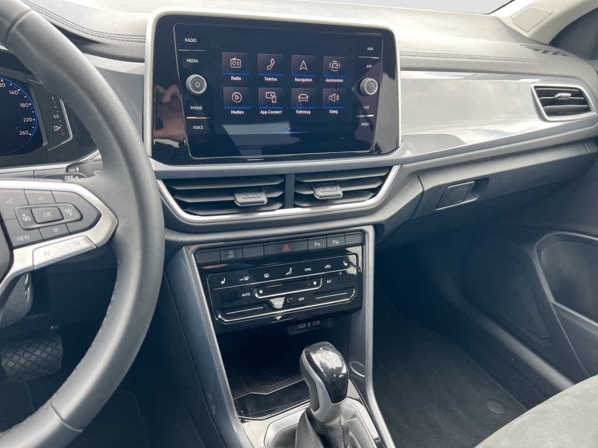 Volkswagen T-Roc Style 1.5 TSI 150 PS DSG AHK NAVI ACC LED Bild 12