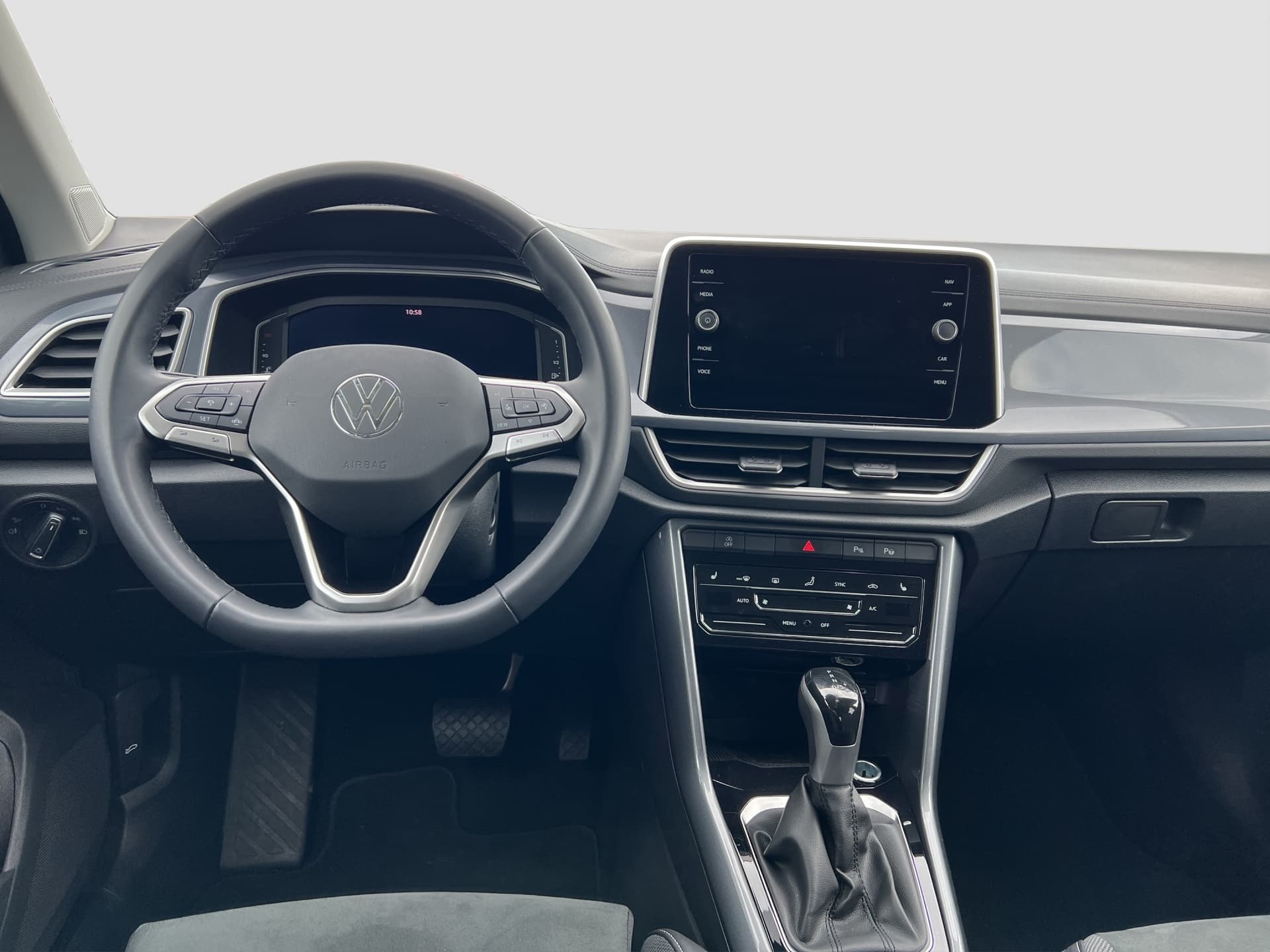 Volkswagen T-Roc Style 1.5 TSI 150 PS DSG AHK NAVI ACC LED Bild 9