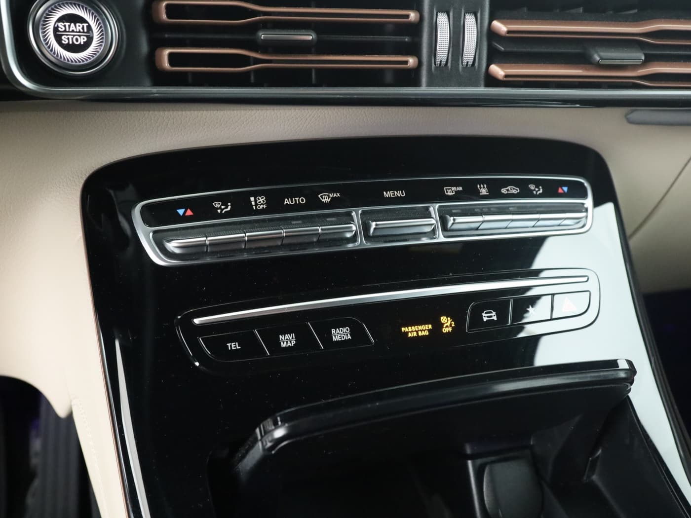 Mercedes-Benz EQC 400 4M Bild 14