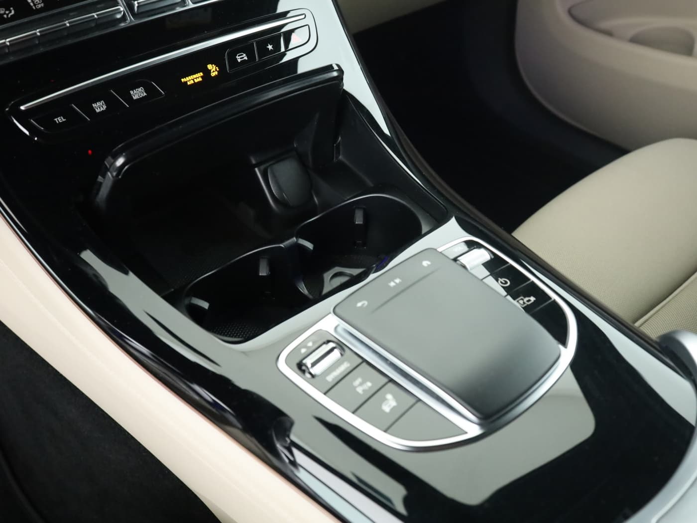 Mercedes-Benz EQC 400 4M Bild 15