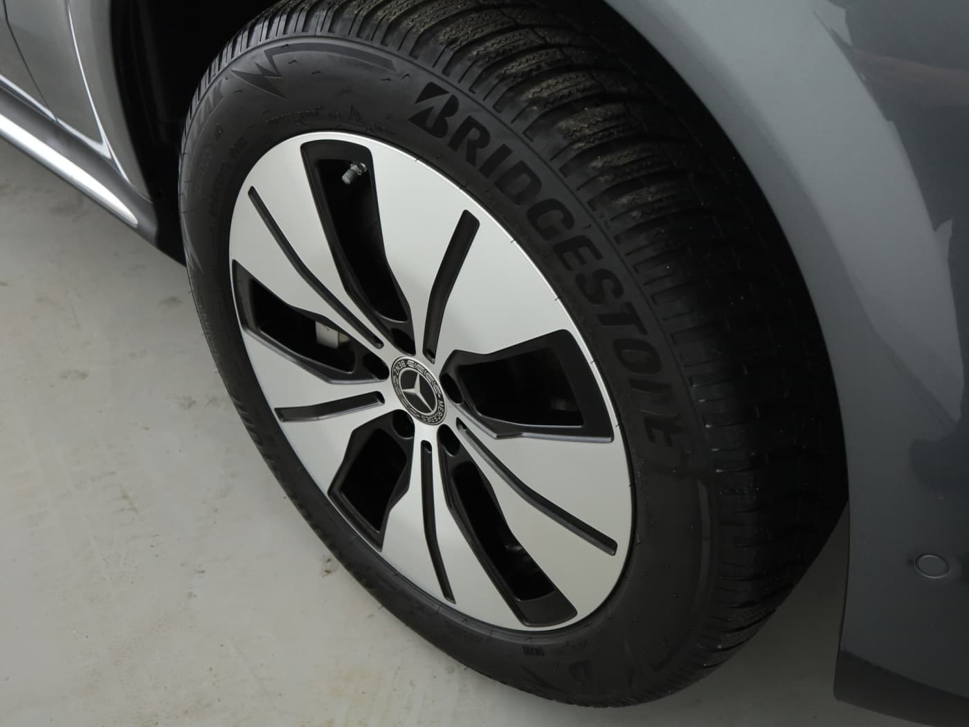 Mercedes-Benz EQC 400 4M Bild 21