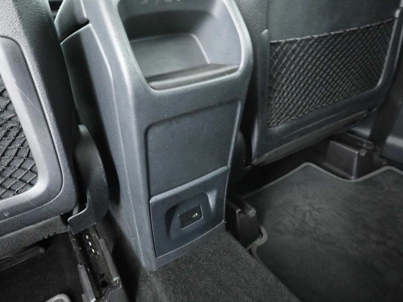 Mercedes-Benz GLB 220 d Bild 23