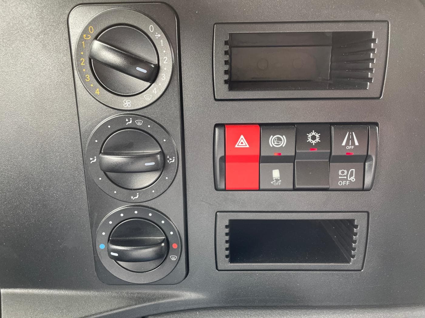 Mercedes-Benz Atego 1527 L ClassicSpace Bild 16