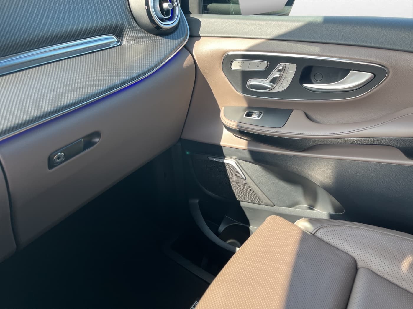 Mercedes-Benz V 300 d EXCLUSIVE AMG XL Bild 12