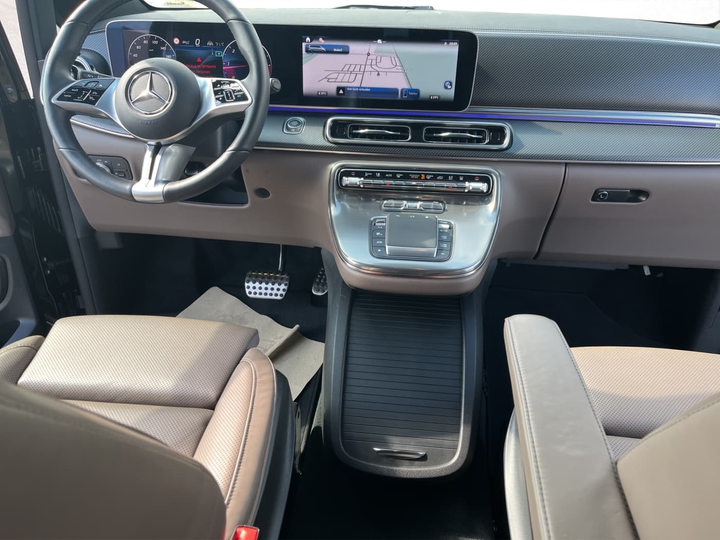 Mercedes-Benz V 300 d EXCLUSIVE AMG XL Bild 8