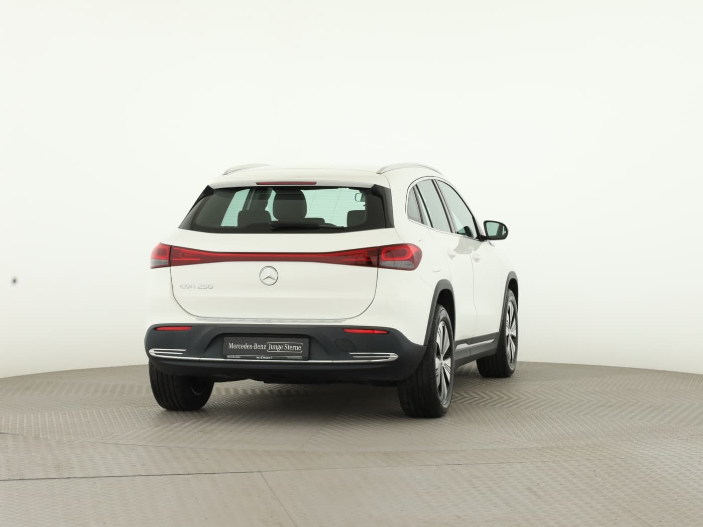 Mercedes-Benz EQA 250 Bild 2