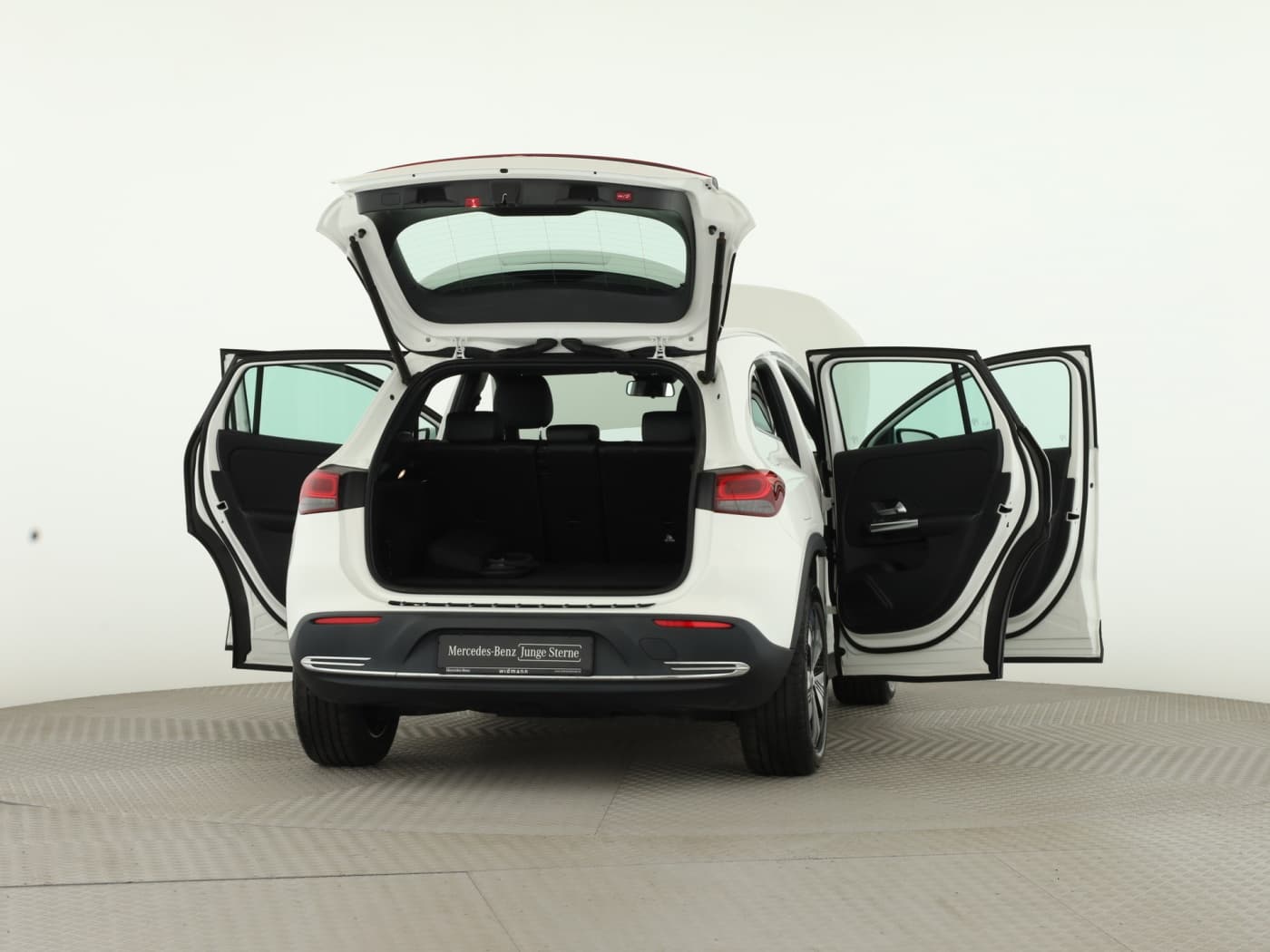 Mercedes-Benz EQA 250 Bild 9