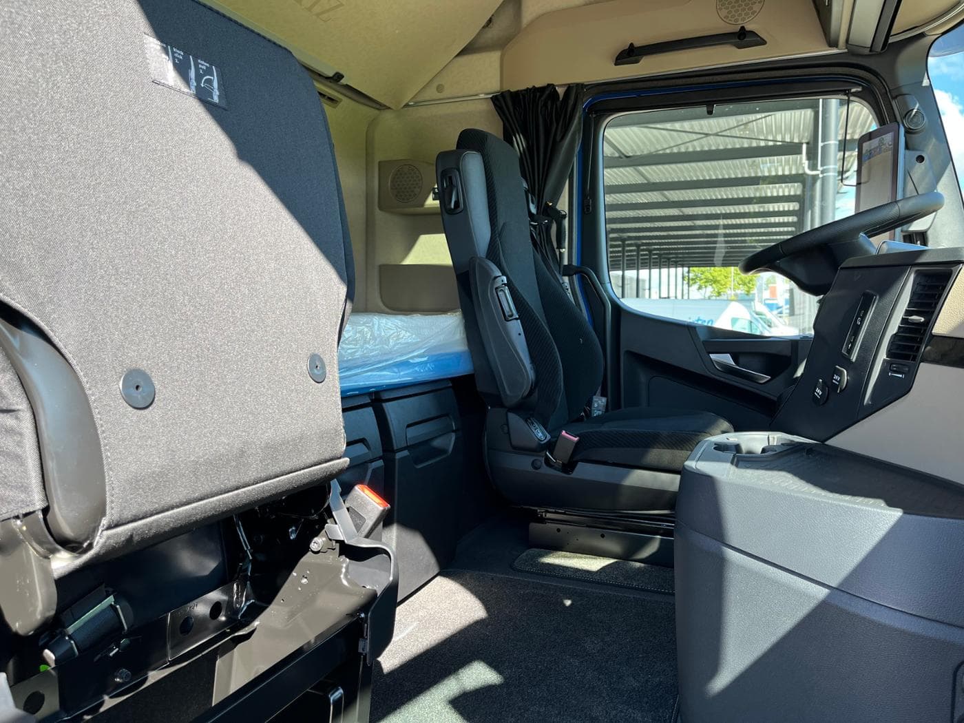 Mercedes-Benz Actros 1848 LS Bild 21