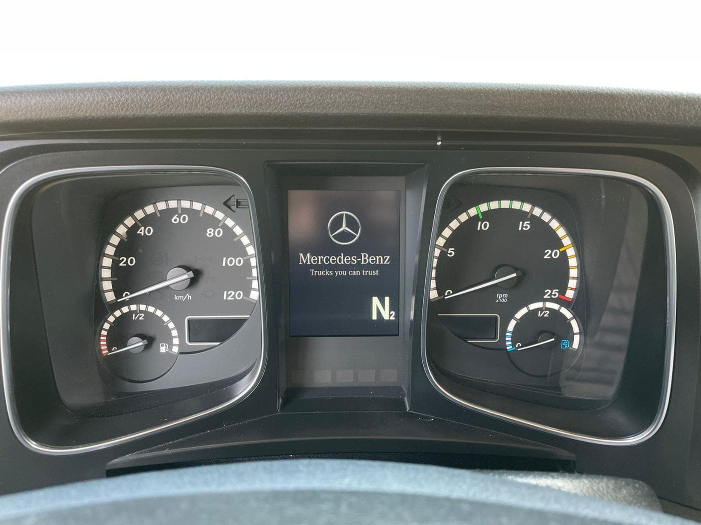Mercedes-Benz Actros 1845 LS Bild 10