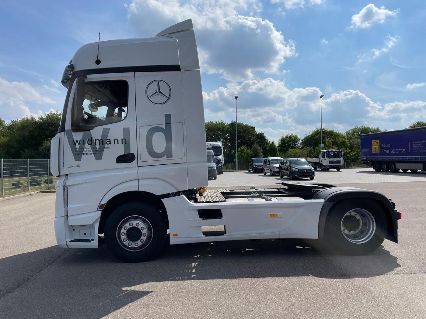 Mercedes-Benz Actros 1845 LS Bild 2