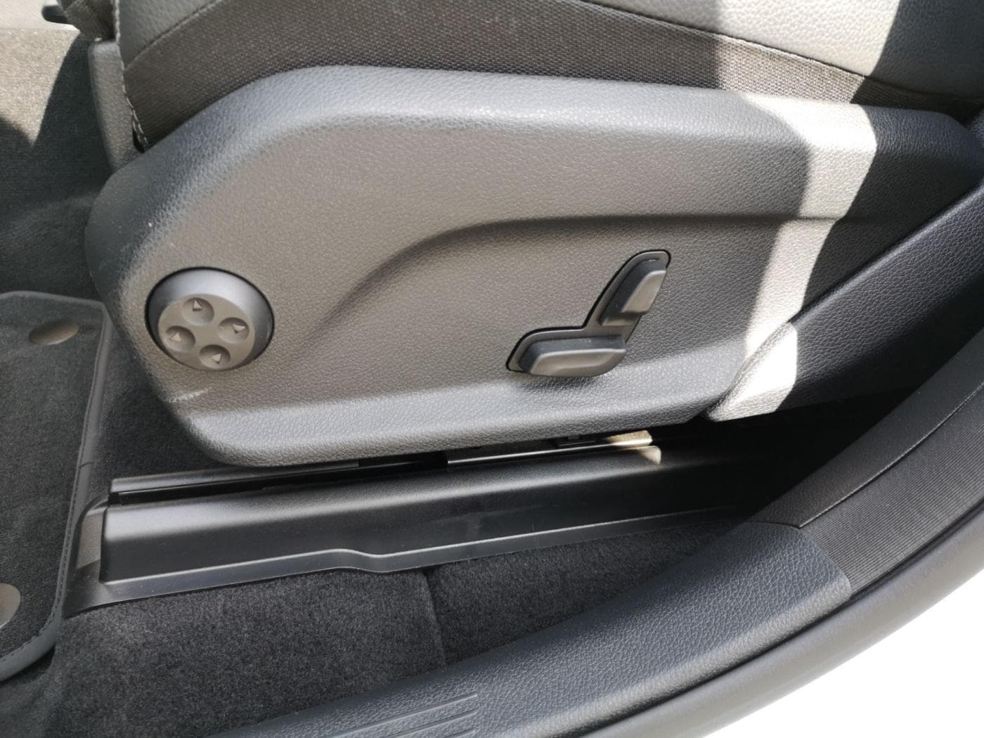 Mercedes-Benz GLC 300 e 4M Bild 18