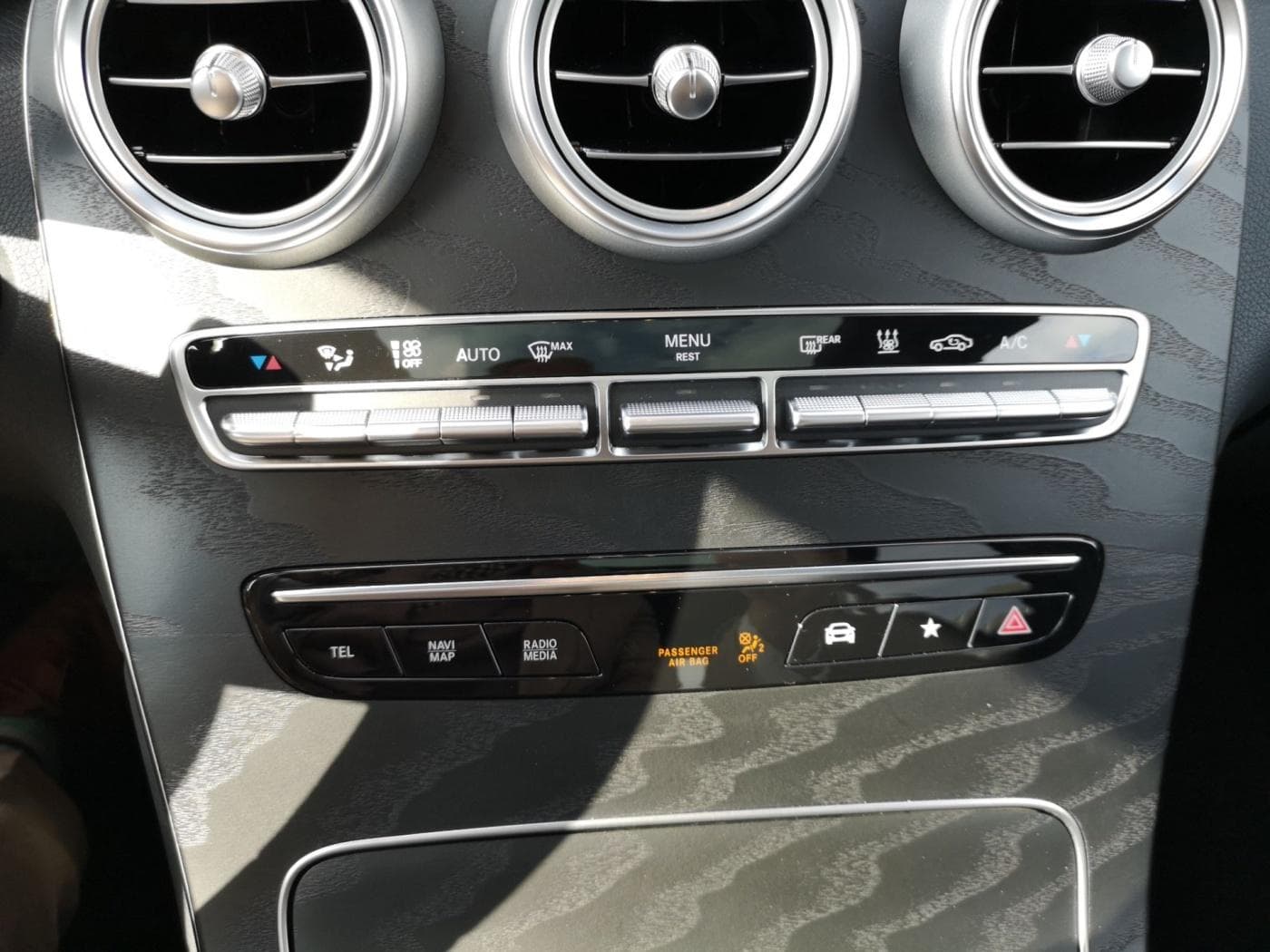 Mercedes-Benz GLC 300 e 4M Bild 23