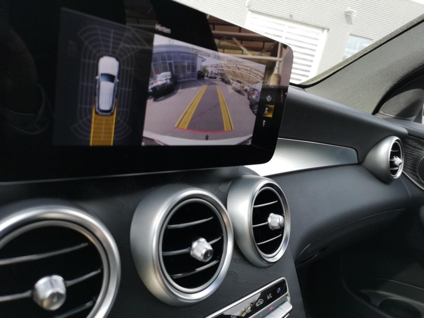 Mercedes-Benz GLC 300 e 4M Bild 25